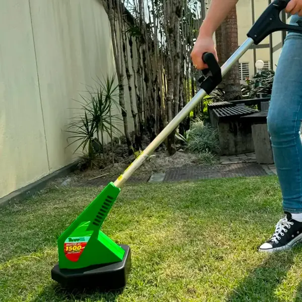 Aparador de Grama Elétrico Trapp Master AT 1500 1500W