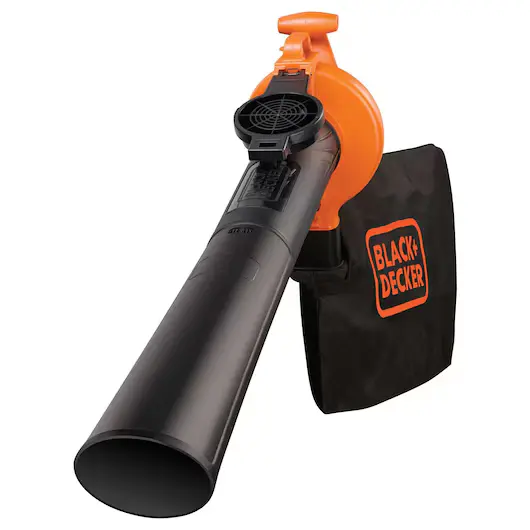 Black+Decker BV2500 — Modo soprador em uso
